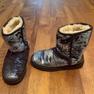 Ugg Girl’s Sequin Boots Size 6